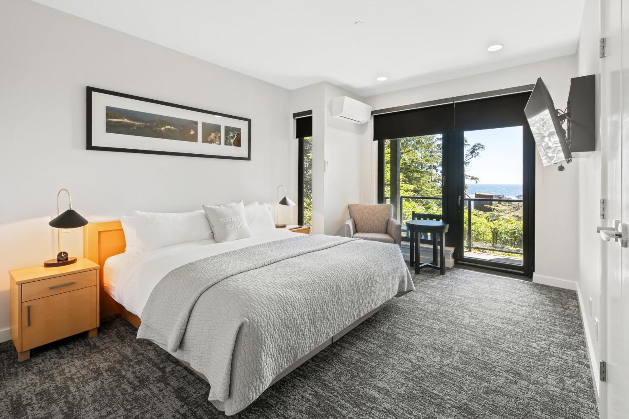 Black Rock Oceanfront Hotel Ucluelet