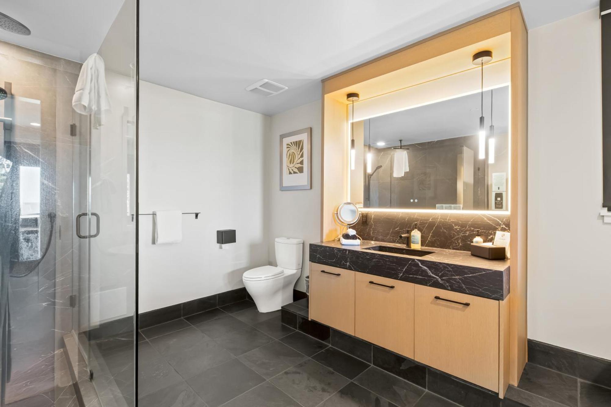 Black Rock Oceanfront 4*